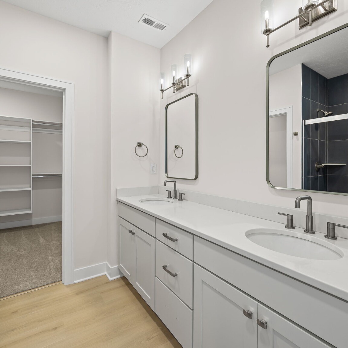 15 web or mls 136parkerwood 16